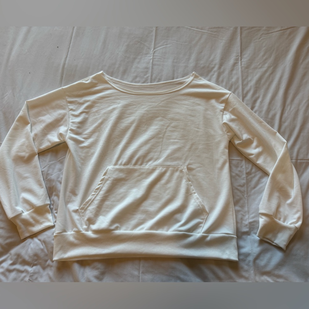White Off Shoulder Pocket Pullover Sweatshirt Women’s Large NWOT